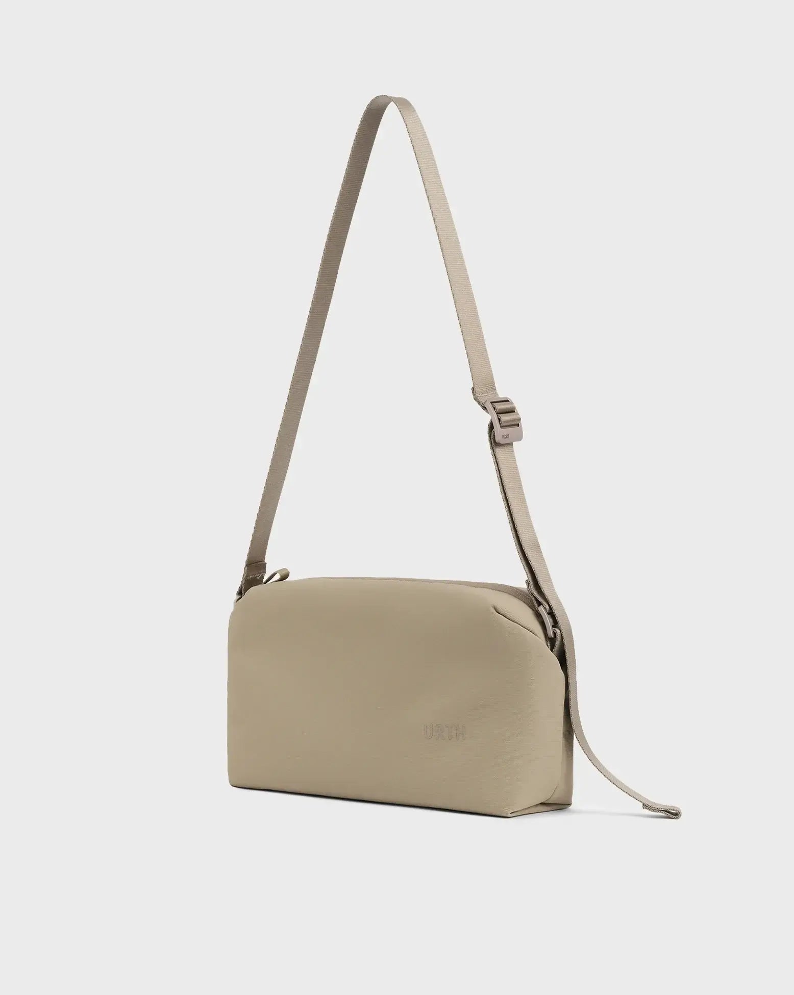 Sling para Cámara Dolomite Mochila Sling para Cámara Dolomite para entrega inmediata en nuestras tiendas de Escazú y Curridabat. Tienda en línea con envíos a toda Costa Rica. Garantía en Costa Rica.