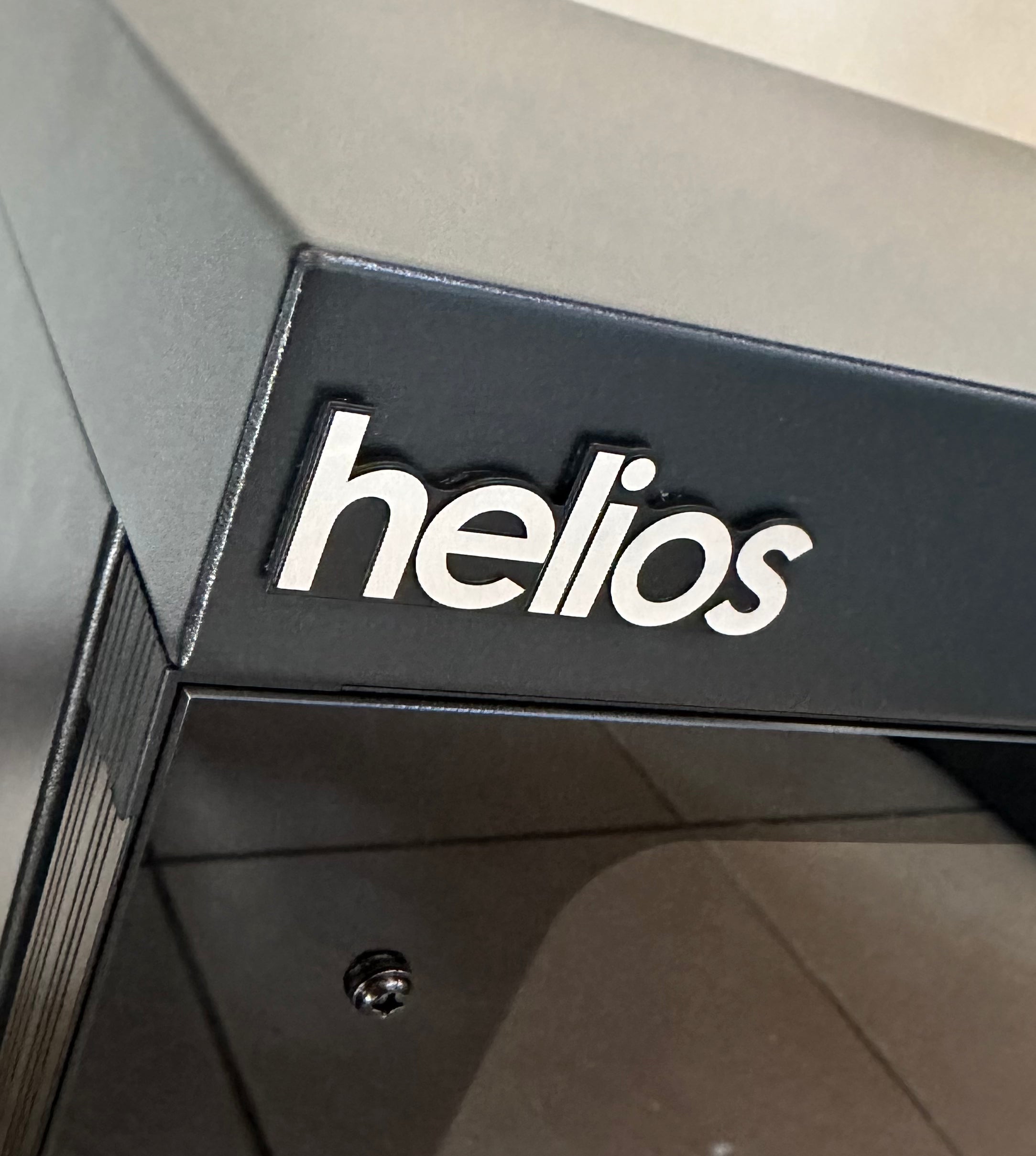Gabinete Electrónico Contra Humedad Helios (Gabinete Seco) Gabinetes contra humedad Gabinete Electrónico Contra Humedad Helios (Gabinete Seco) para entrega inmediata en nuestras tiendas de Escazú y Curridabat. Tienda en línea con envíos a toda Costa Rica.