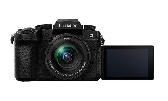 cámara Panasonic Lumix G97 con lente 12-60mm