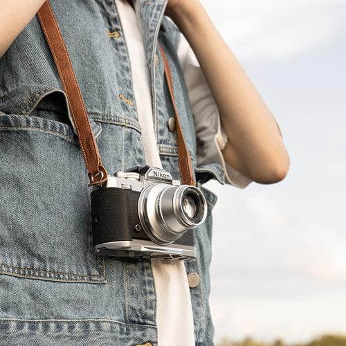 SmallRig Leather Camera Neck Strap 3485 Accesorios para cámara SmallRig Leather Camera Neck Strap 3485 para entrega inmediata en nuestras tiendas de Escazú y Curridabat. Tienda en línea con envíos a toda Costa Rica. Garantía en Costa Rica.