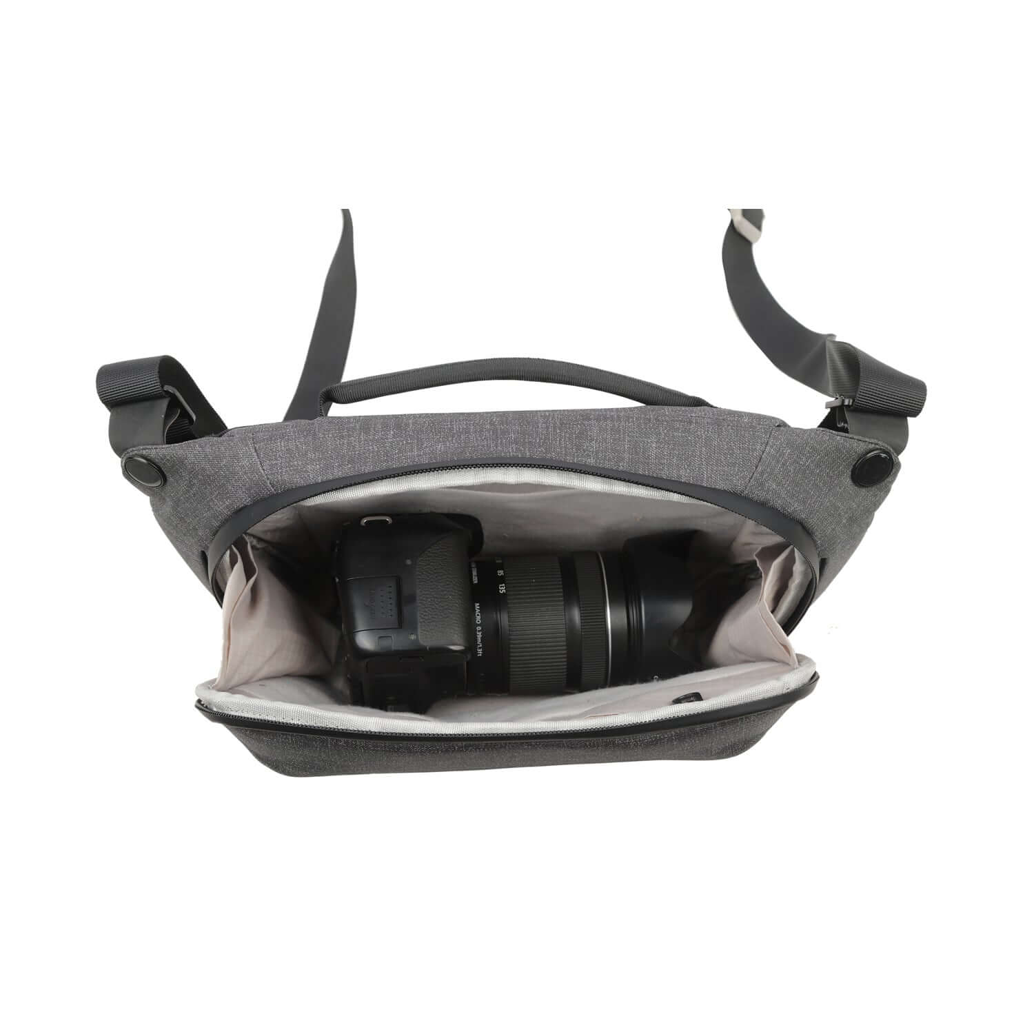 Everyday Sling Bolso de hombro de 3L Maletin para cámara Everyday Sling Bolso de hombro de 3L para entrega inmediata en nuestras tiendas de Escazú y Curridabat. Tienda en línea con envíos a toda Costa Rica. Garantía en Costa Rica.