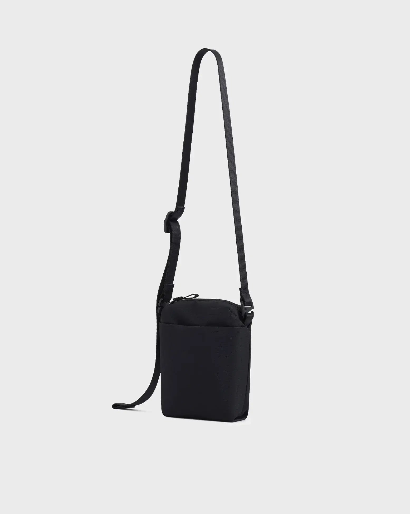 Estuche para Cámara Andesite Mochila Estuche para Cámara Andesite para entrega inmediata en nuestras tiendas de Escazú y Curridabat. Tienda en línea con envíos a toda Costa Rica. Garantía en Costa Rica.