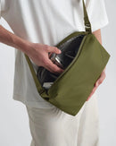 Sling para Cámara Dolomite Mochila Sling para Cámara Dolomite para entrega inmediata en nuestras tiendas de Escazú y Curridabat. Tienda en línea con envíos a toda Costa Rica. Garantía en Costa Rica.