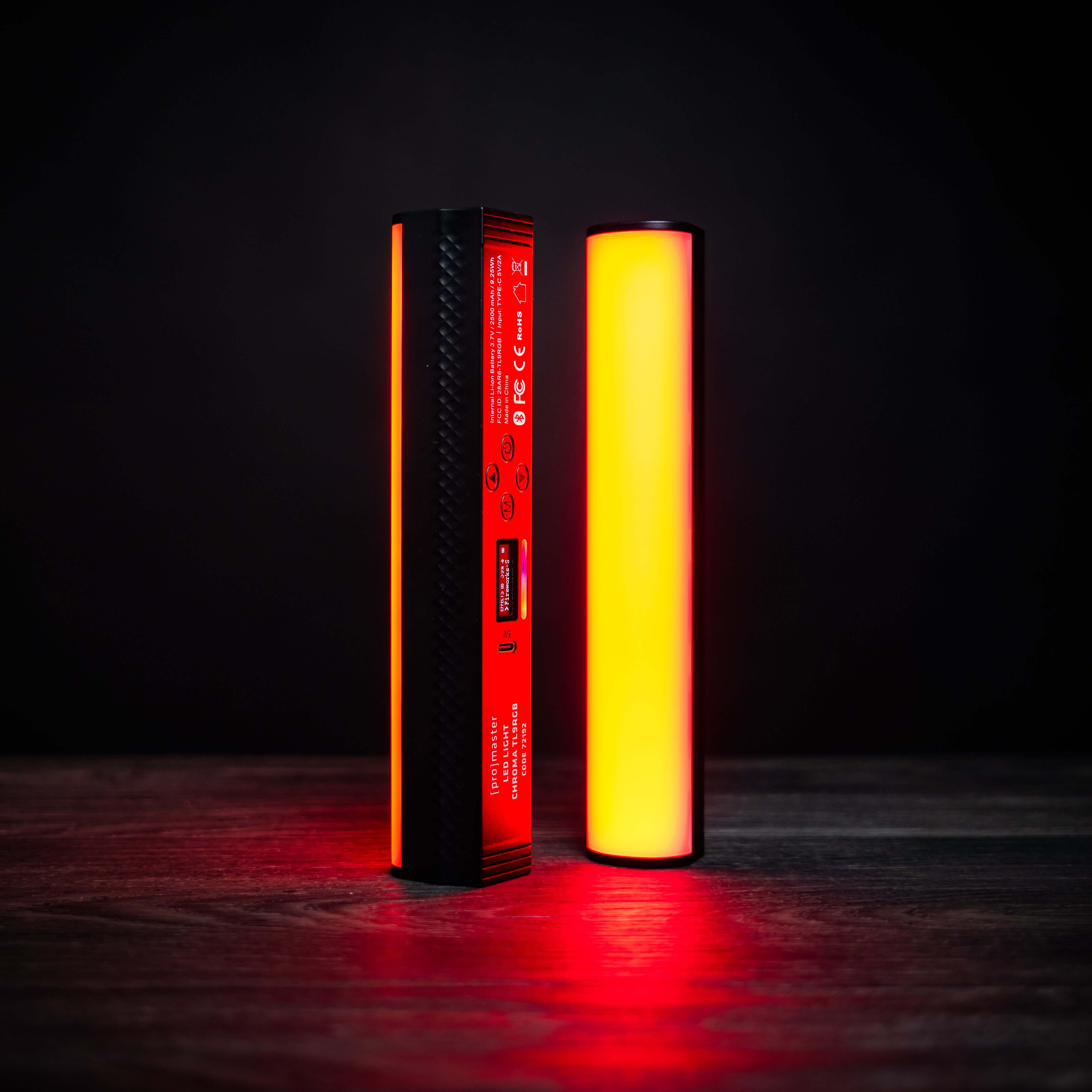 Tubo de Luz LED Chroma TL9RGB 9" Tubo de luz LED RGB Tubo de Luz LED Chroma TL9RGB 9" para entrega inmediata en nuestras tiendas de Escazú y Curridabat. Tienda en línea con envíos a toda Costa Rica. Garantía en Costa Rica.
