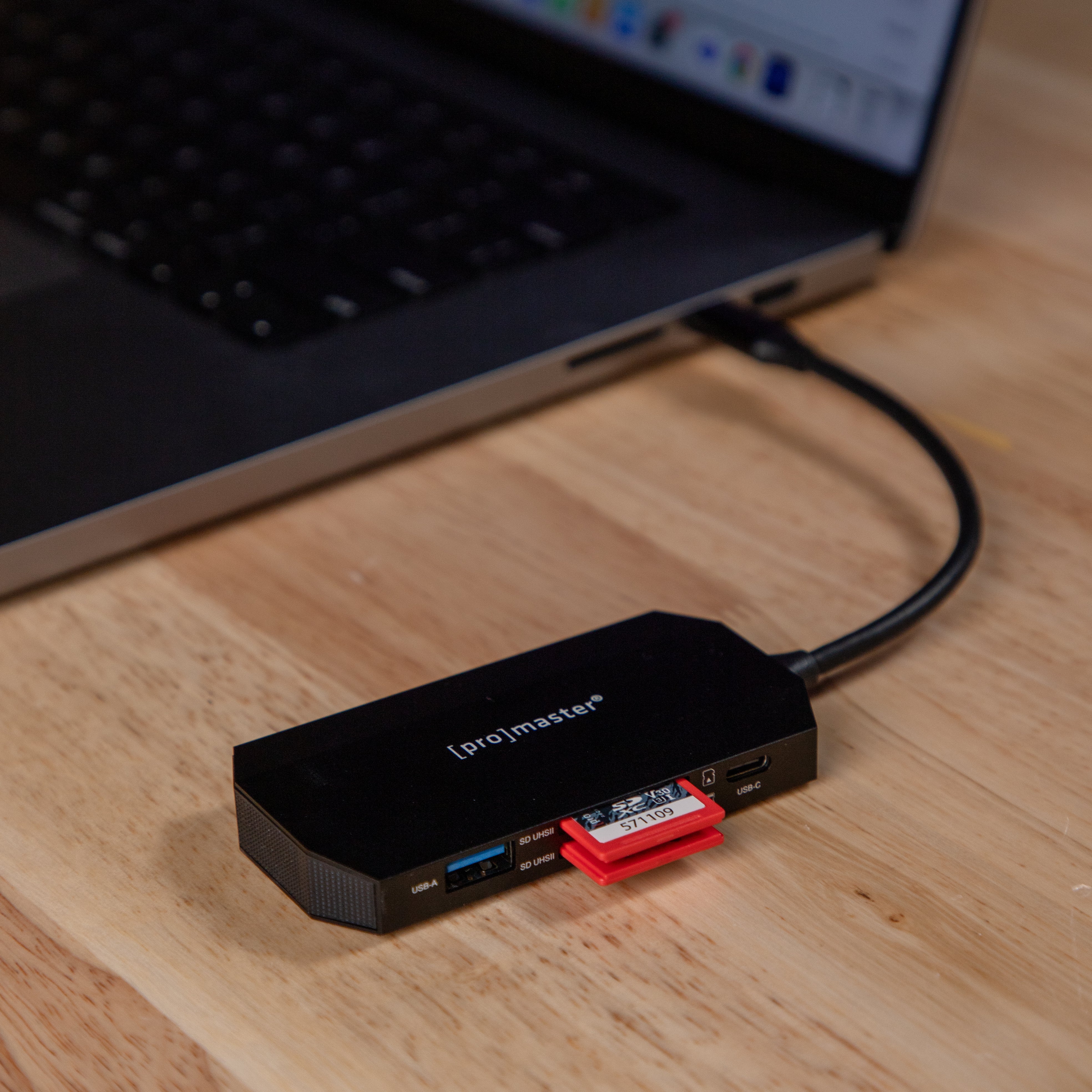 Lector de tarjetas y Hub USB-C SDXC