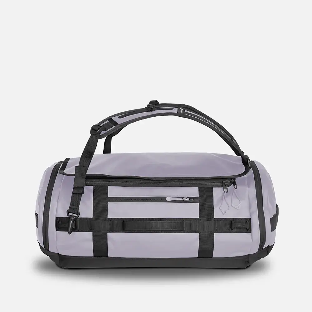 Maleta Carryall Bolso de viaje Maleta Carryall para entrega inmediata en nuestras tiendas de Escazú y Curridabat. Tienda en línea con envíos a toda Costa Rica. Garantía en Costa Rica.
