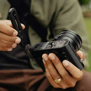 Empuñadura Micro Clutch Accesorios para cámara Empuñadura Micro Clutch para entrega inmediata en nuestras tiendas de Escazú y Curridabat. Tienda en línea con envíos a toda Costa Rica. Garantía en Costa Rica.