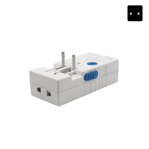 Advanced Travel Adapter - AC & USB Adaptador de corriente Advanced Travel Adapter - AC & USB para entrega inmediata en nuestras tiendas de Escazú y Curridabat. Tienda en línea con envíos a toda Costa Rica. Garantía en Costa Rica.