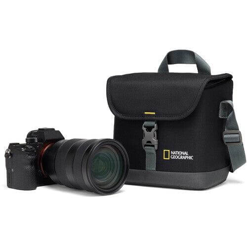 Bolso de hombro pequeño de National Geographic Maletin para cámara Bolso de hombro pequeño de National Geographic para entrega inmediata en nuestras tiendas de Escazú y Curridabat. Tienda en línea con envíos a toda Costa Rica. Garantía en Costa Rica.