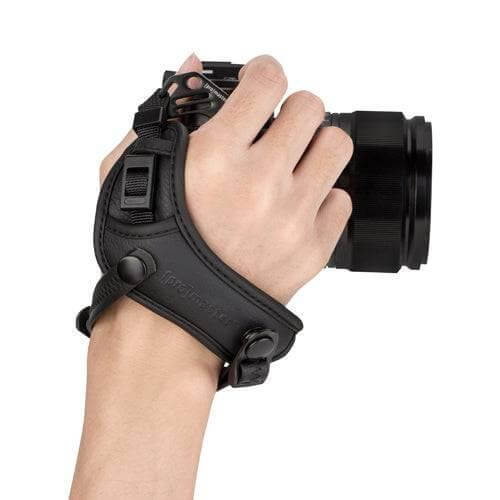 Camera Hand Strap - Medium Correa Camera Hand Strap - Medium para entrega inmediata en nuestras tiendas de Escazú y Curridabat. Tienda en línea con envíos a toda Costa Rica. Garantía en Costa Rica.