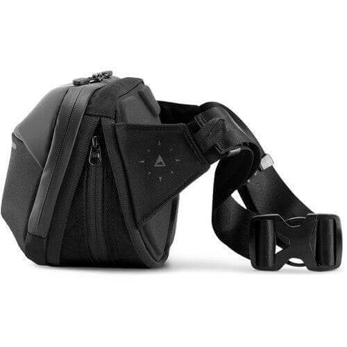 Navigator Sling 1L Maletin para cámara Navigator Sling 1L para entrega inmediata en nuestras tiendas de Escazú y Curridabat. Tienda en línea con envíos a toda Costa Rica. Garantía en Costa Rica.